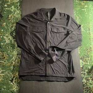 Lululemon Black Shirt